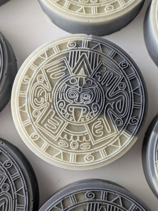 El Valiente - Aztec Calendar Soap